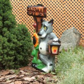 Садовая фигура Волк с фонарём, глянец