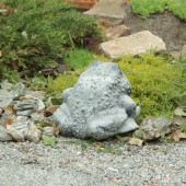 Садовая фигура Лягушка, камень светлый