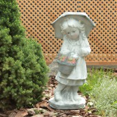 Садовая фигура Дева с зонтом, камень светлый