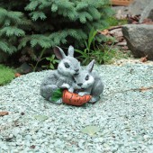 Садовая фигура Зайчики-пара с морковкой, рисовка (Гипс)