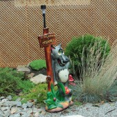 Садовая фигура Волк №3 с фонарём, глянец